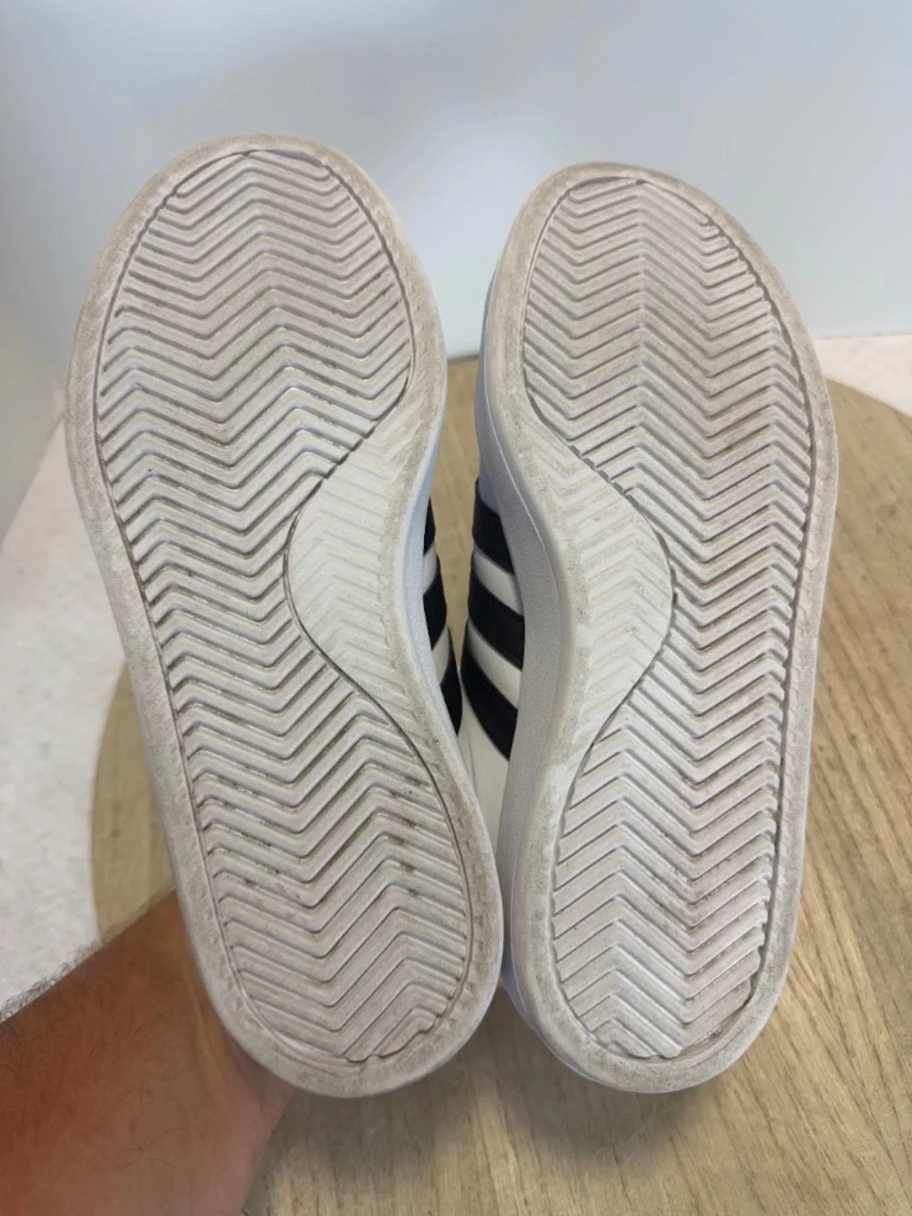 Adidas Grand Court 2.0 Cloudfoam Comfort Sneakers Womens 7 White Black